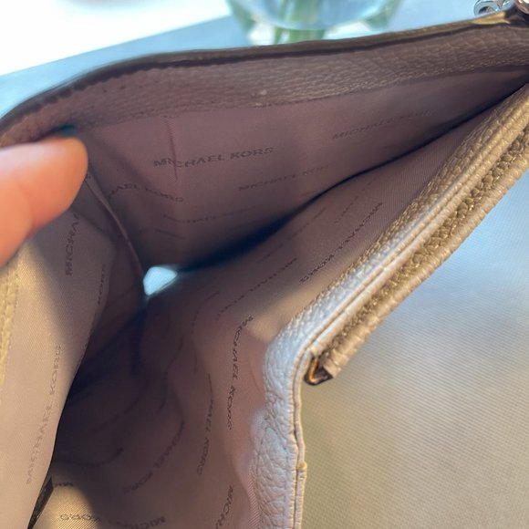 Michael Kors Adele Leather Smartphone Wallet - Picture 6 of 6